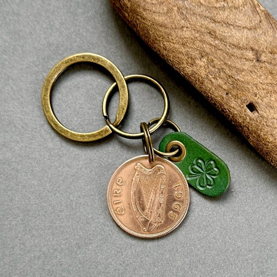 1965 Irish penny and shamrock keychain, Keyring  for a perfect  59th birthday or anniversary gift for man  or woman in 2024