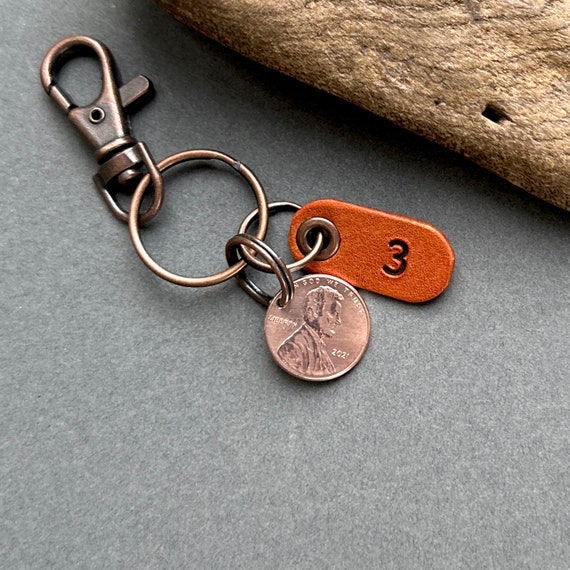 Leather anniversary gift, 3rd anniversary,  2021 USA coin keyring, United States one cent keychain or clip, celebrate three years