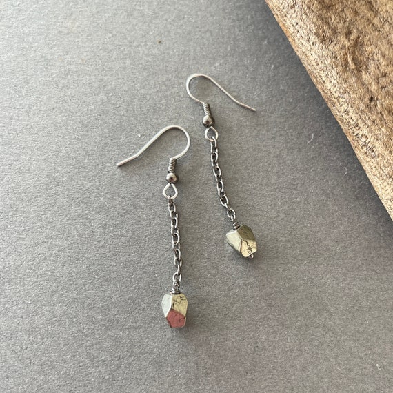 Long iron pyrite earrings, fools gold, geometric minimalist jewelry, gemstone earrings, neutral dangle earrings, chic, sophisticated style,