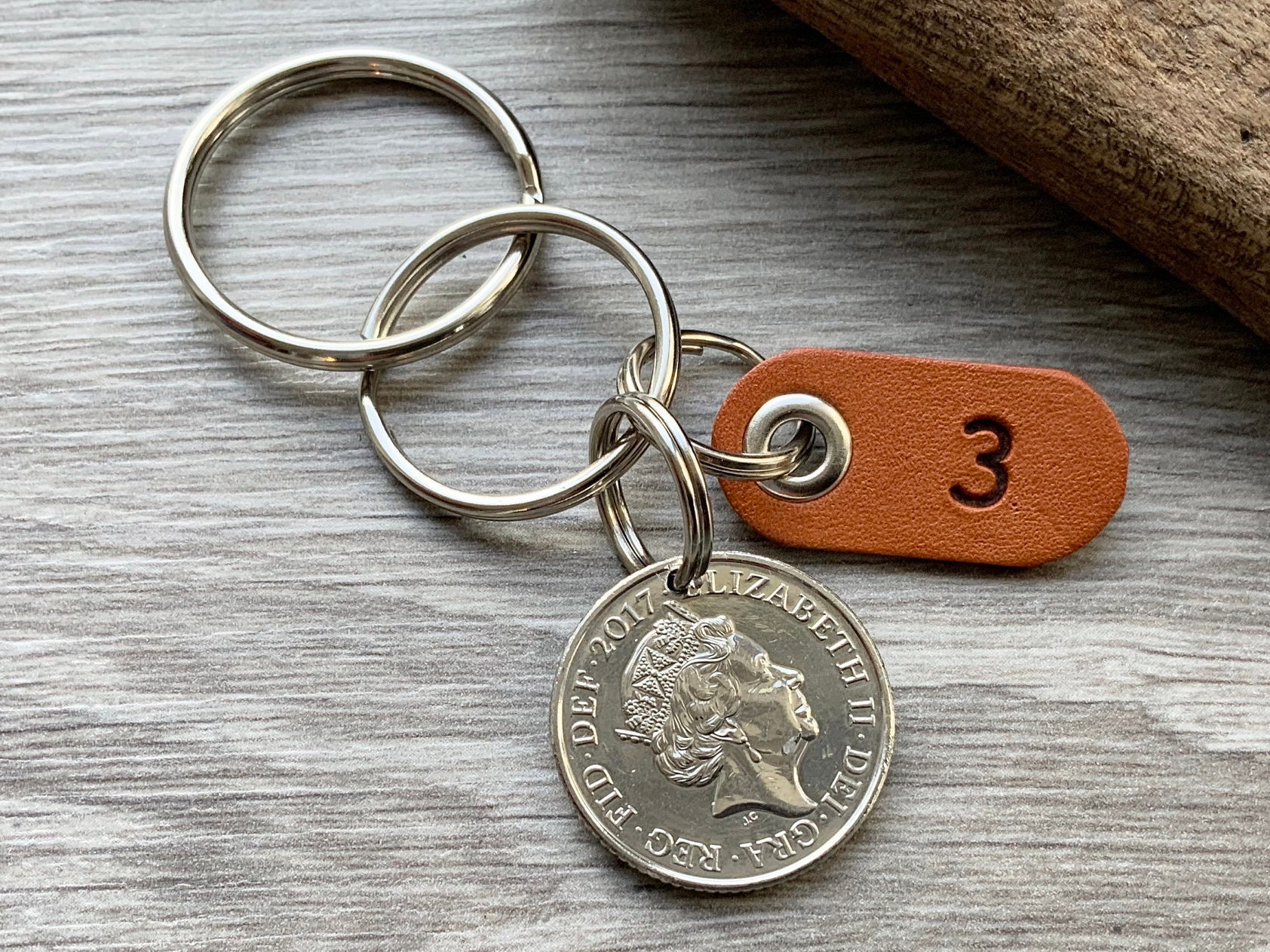 3rd anniversary gift, 2017 UK coin keyring, keychain ...