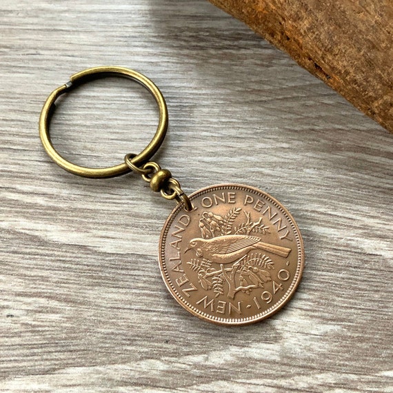 1940 New Zealand penny keyring,  NZ coin keychain, New Zealand penny, pretty tui bird coin clip