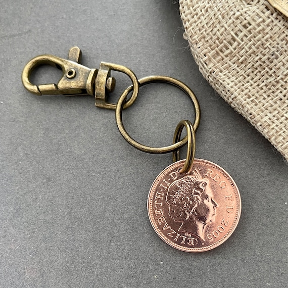 2005 British two pence coin Key ring clip, a perfect 19th anniversary or birthday gift