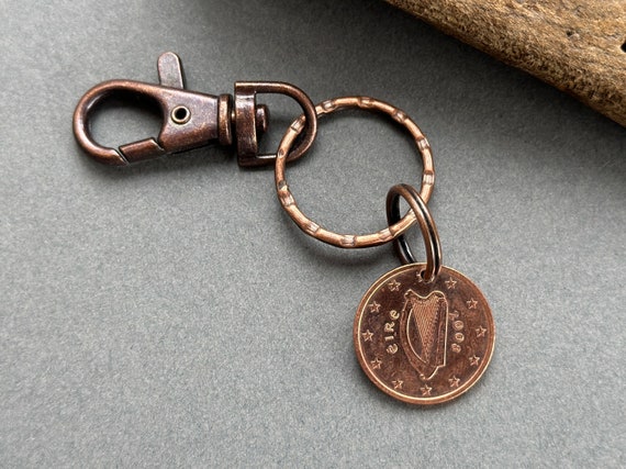 2008 Irish coin keyring clip, Ireland harp coin, Eire present, great lucky charm to keep with you where ever you go