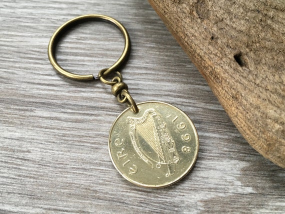 1998 Irish horse coin keyring or key chain, perfect for an anniversary or birthday gift