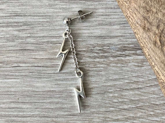 Double lighting bolt earring, thunder bolt dangle earrings, choose between a single earring or a pair of earrings