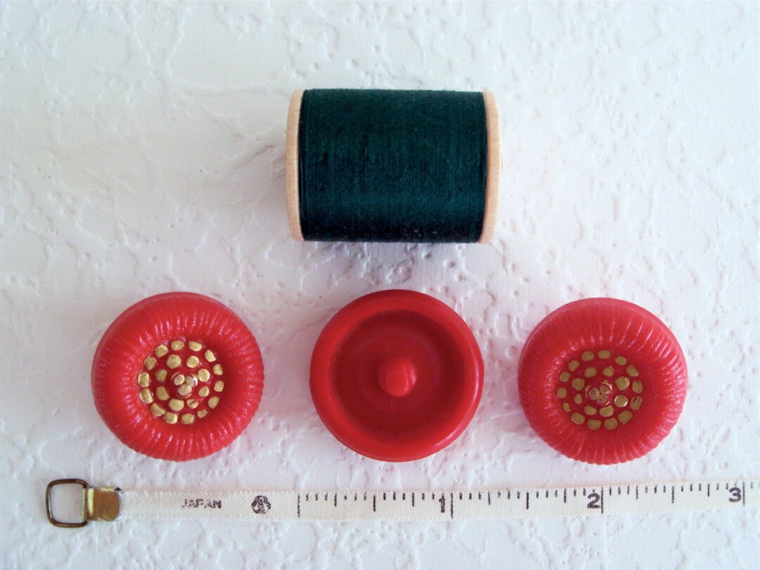 Vintage Bulky Red & Gold Buttons - Set of 3 - Etsy