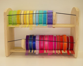 Organizador de cintas GSS de 30 cm (12"), delgado, para escritorio o pared. ¡Fácil de cargar cintas individualmente! ¡Compacto, elegante e inspirador!