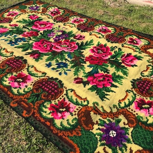 Bessarabian kilim handmade. Ukrainian traditional floral kilim. Hand woven rug with flowers. Kilim with roses. Colorful kilim Sheep wool rug