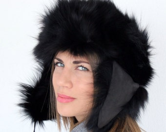 Black Fur Hat for women made with real fox fur. Totally handmade winter hat, really warm and stylish, a great gift for her