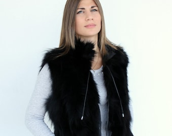 Reversible Black Sleeveless Jacket for women. Totally handmade with sheepskin leather and fox fur, a great gift for her