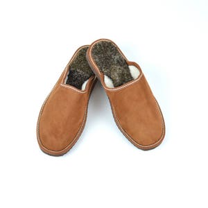 Men slippers made of sheepskin tan brown leather on top and white fur inside for extra warmth, totally handmade. A great gift for him or dad image 6