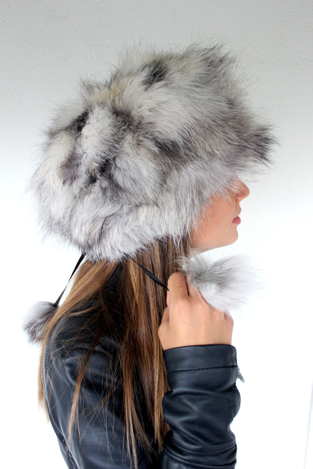 Gray Fur Hat for Women Made With Real Fox Fur. Totally  display picture 1