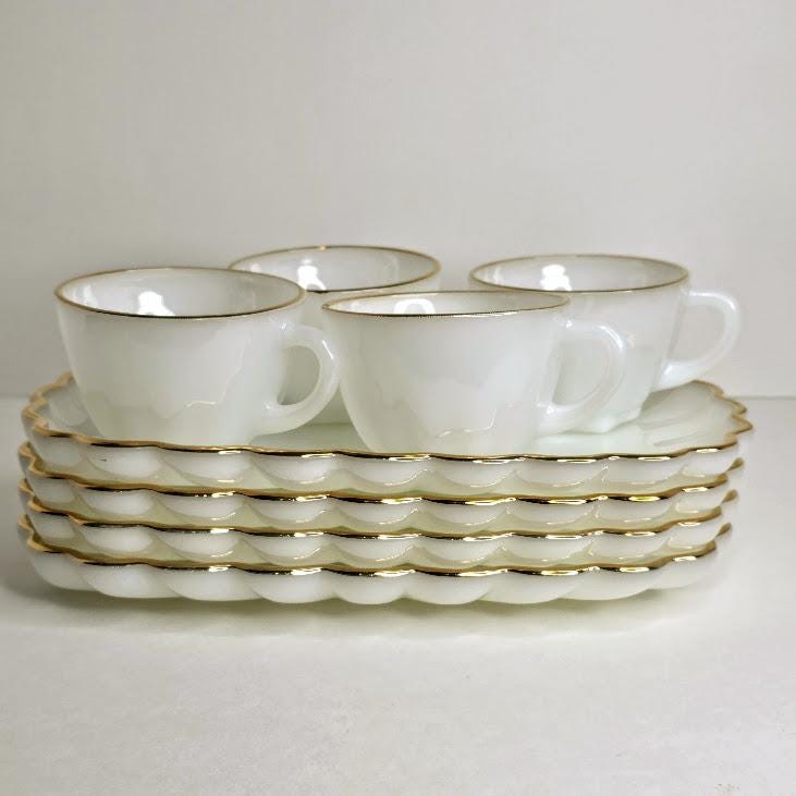 Anchor Hocking Milk Glass Snack Set - Etsy