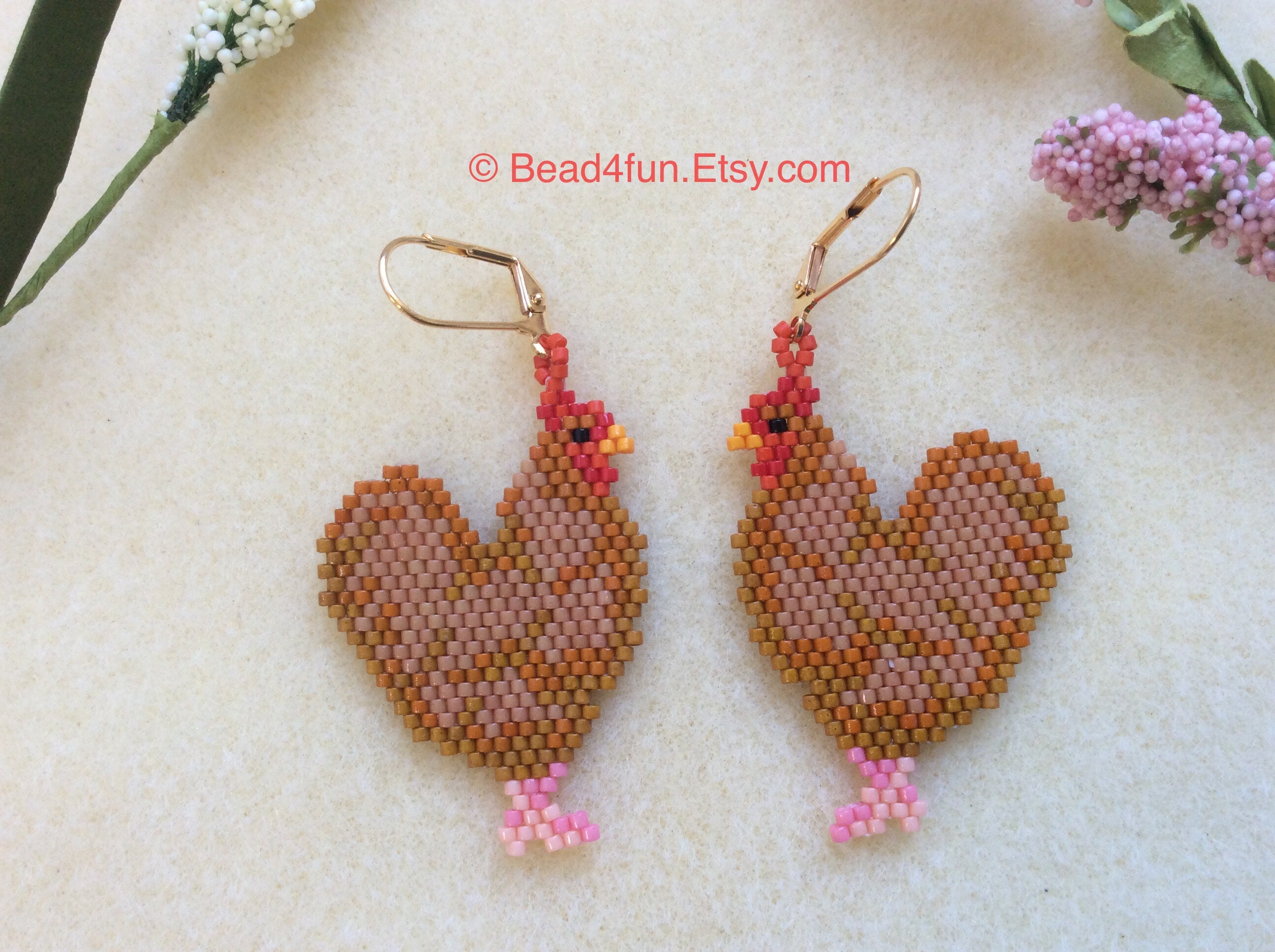 Seed Beaded Brown Hen Chicken Earrings, Farm Life, Country Life, Nature  Inspired, Animal Inspired, Farm Animal, Chicken Lover, Bead4fun - Etsy  Nederland