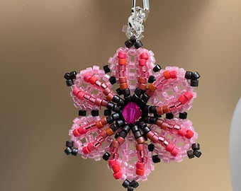 Pink Flower Geometric Peyote Lace Net Seed Bead Earrings - Peyote Stitch Beadwork - Dangle Jewelry