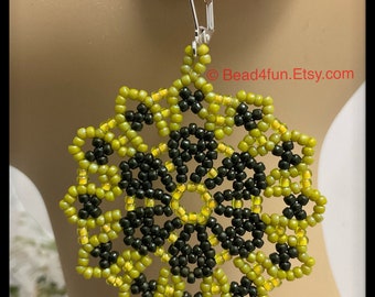 Green Mandala Seed Bead - Geometric Circular Flower Earrings - Peyote Stitch Beadwork - Dangle Jewelry