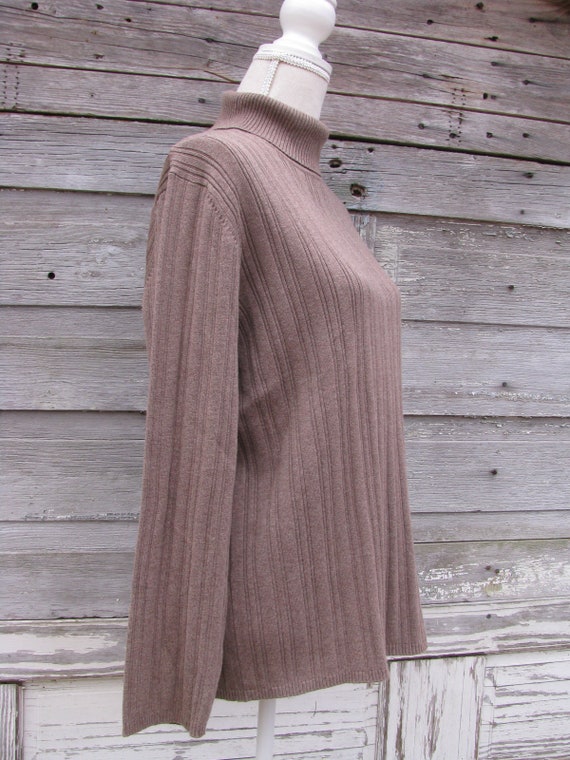 vintage Cotton Turtleneck/Brown Long Sleeve Top/s… - image 4
