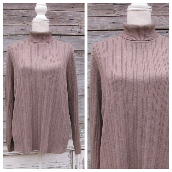 vintage Cotton Turtleneck/Brown Long Sleeve Top/s… - image 1