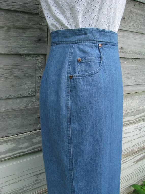 90s Denim Wrap Skirt/High Waist Midi skirt//29 wa… - image 4