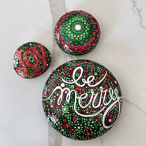 Painted Christmas Rocks, Christmas Rocks, Christmas Painting, Christmas ...