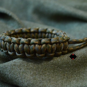 Paracord venom style Survival Bracelet - Handmade in USA