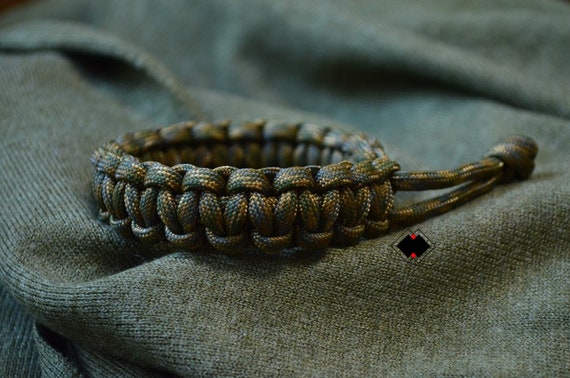 Paracord venom style Survival Bracelet - Handmade in USA