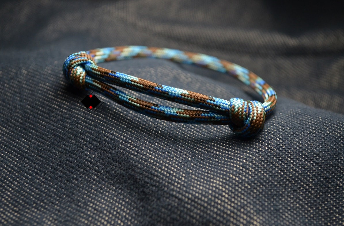 How to make a Boa Paracord Bracelet - Smith and Edwards Blog