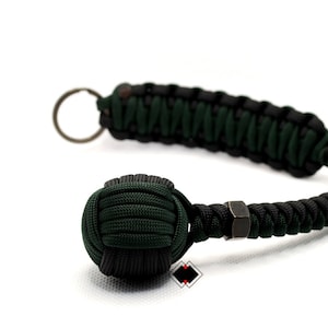 Customizable 1&quot; Monkey Fist keychain hunter green-black 550 Paracord Handmade in USA
