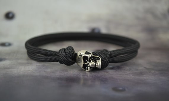 Skull Paracord Bracelet - Minimalist - Black