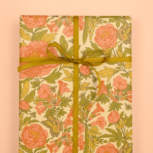 Roll of 3 Double-Sided Recyclable Gift Wrap, Wrapping Paper, Sheets 20x29 Peonies image 2