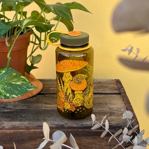 32oz Wide Mouth Nalgene Water Bottle: Toad, Mushrooms, Toad Stool, Snail, Slug, Moth, Spider Web, Woodland Scene