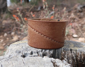 brown leather cuff/swirl leather cuff/rustic/mens/women/leather cuff bracelet/upcycled cuff/sewn swirl cuff/belt cuff/leather jewelry/C404