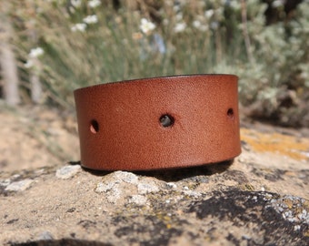 brown leather cuff/upcycled leather bracelet/mens bracelet/womans bracelet/unisex cuff/leather jewelry/plain brown leather cuff/jewelry/C408