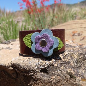 brown leather cuff/flower bracelet/upcycled leather cuff/leather bracelet/blue purple flower cuff/woman bracelet/girls bracelet/jewelry/C881