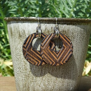 Handmade black leather earrings/hoop earrings/dangle leather earrings/leather earrings/womens earrings/girls earrings/leather jewelry/E89