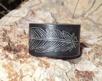 WE Orange Stone  Dk Brown Leather Cuff main image 1
