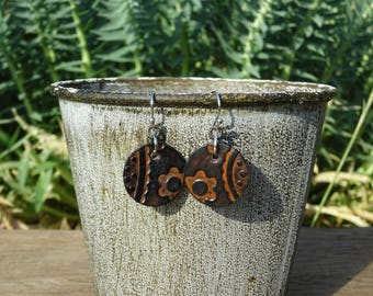 zwarte mini oorbellen/handgemaakte leren oorbellen/bloemenoorbellen/damesoorbellen/zwarte ronde oorbellen/meisjes oorbellen/leren sieraden/E96