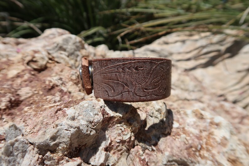 upcycled leather cuffleather cuffunisex leather cuffwomansgirl braceletflower cuffleather jewelrywhite washed cuffC307