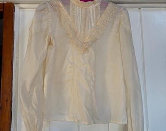 Koszula-bluzka z długim rękawem w stylu vintage z lat 70. Gunne Sax w stylu edwardiańskim z koronką i prerią