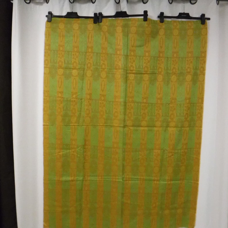 MCM Green /& Gold Brushed Cotton Remnant Fabric 44 W x 58 L