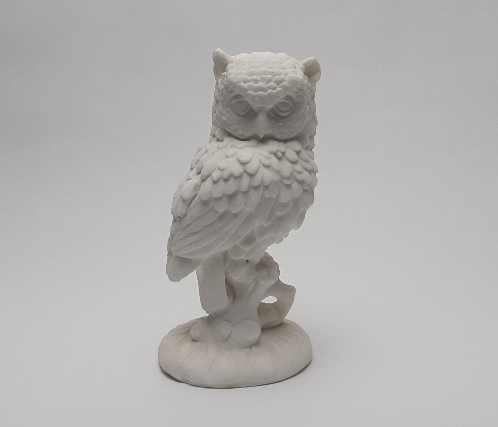 Vintage White Cast Marble Owl Carving Figurine Bird Home Decor Sculpture