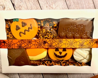 Halloween Chocolate Gift Box – Covered Pretzels & Oreos