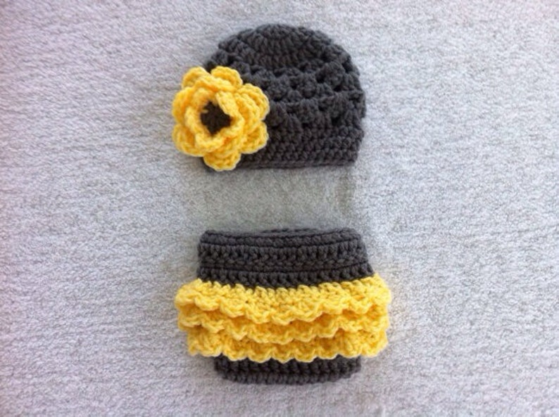 Newborn Baby Girl Beanie With Attached Flower Etsy