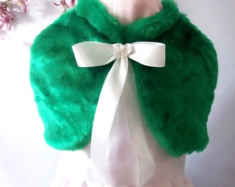 Green kids faux fur cape for wedding, party,birthday,Girl Faux Fur Cape, Flower Girl Cape, First Communion , Costume Girl