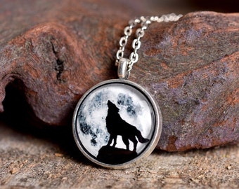 Howling wolf necklace, full moon necklace, night sky necklace, silver necklace, wolf jewelry, wolf necklace, moon necklace, howling wolf