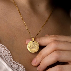 Collana con mappa stellare per data e luogo, regalo di compleanno personalizzato per lei, collana con globo stellare inciso personalizzato, ciondolo in argento dorato, KP.4