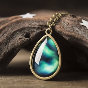 Aurora Borealis Necklace, Girlfriend Gift, Birthday Gift for Her, Women, Galaxy Jewelry, Space Necklace, Northern Lights, Arctic Sky, KP.1