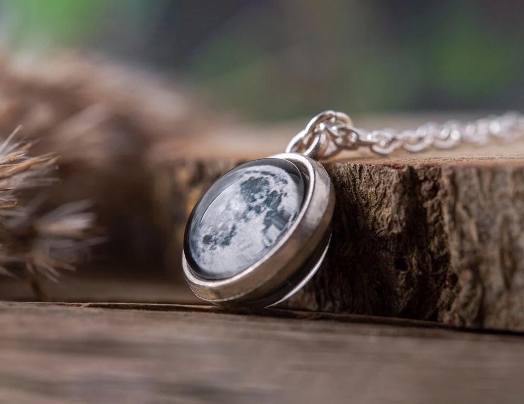 Unique Moonstone Calendar - Etsy