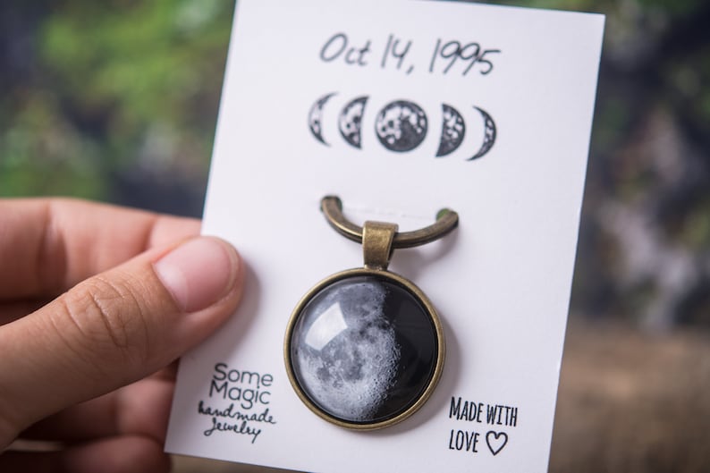 Moon Keyring, Custom Birth Moon Phase Keychain, Mothers Day Gift, Gift For Mom, Fathers Day Gift, Gift For Dad, Personalized Jewelry, Birthday Gift For Women, Gift For Her, Anniversary Gift, Moon Phase By Date, Moon Jewelry, Personalized Jewelry
