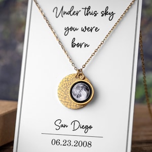 Collana con mappa stellare e fasi lunari, fasi lunari personalizzate per data di nascita, mappa stellare unica per data, gioielli di compleanno personalizzati con incisione, KP.11